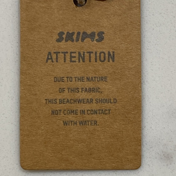 SKIMS KNIT SWIM BANDEAU BIKINI TOP NWT SW BND 0181 Lollipop removable straps - Picture 10 of 10